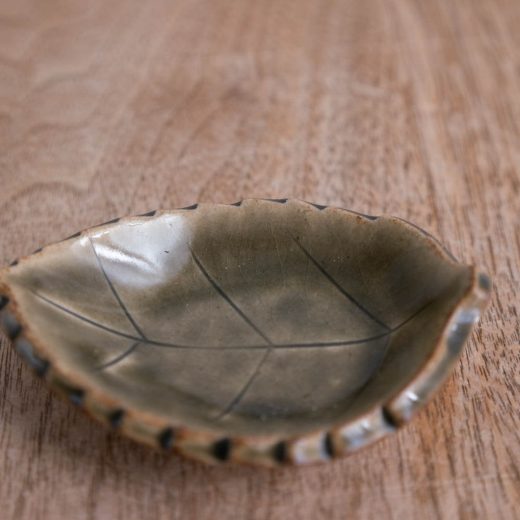 【WEB限定】木の葉豆皿（オリベ）-器市-