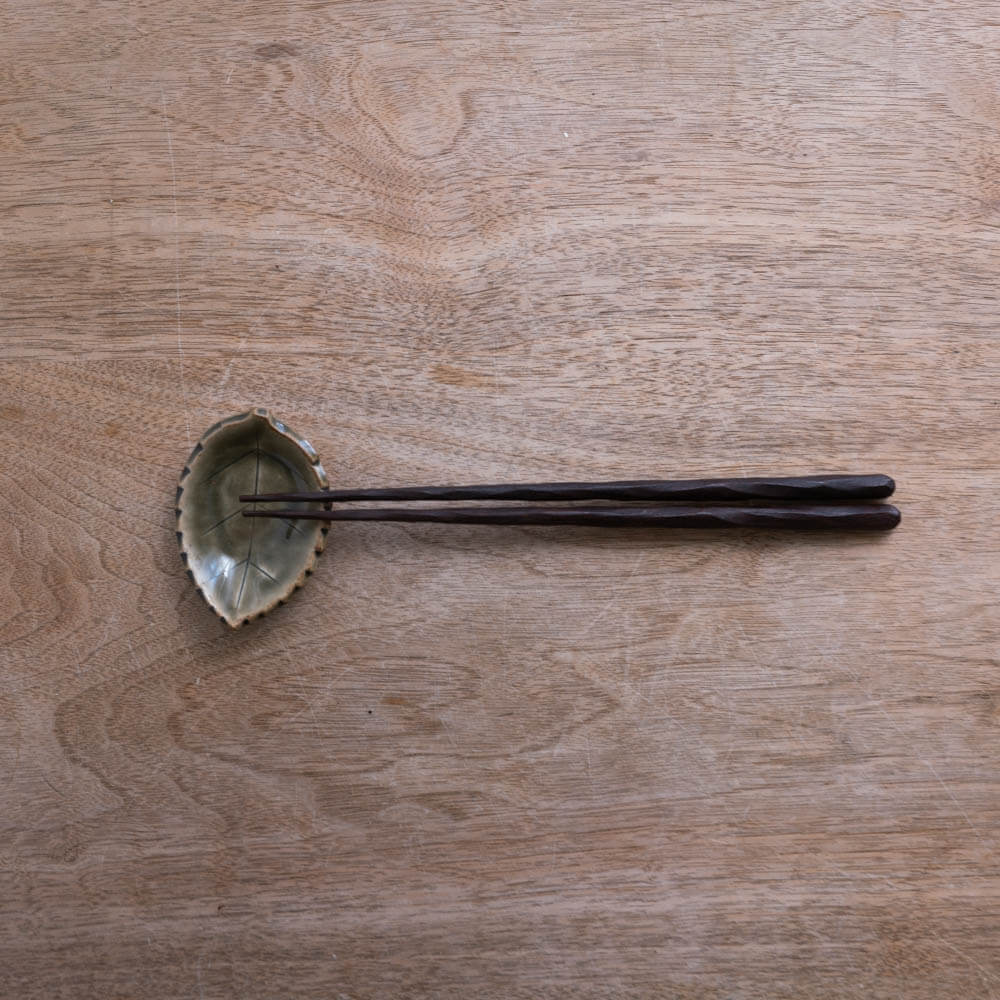 【WEB限定】木の葉豆皿（オリベ）-器市-