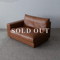 アウトレット家具の［現品SALE］ Crossover_F ソファ R120 R1キャメル（PA）売り切れ