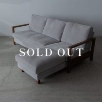 アウトレット家具の［現品SALE］3Pカウチソファ ローゼ 210BBB ウォールナット-オイル 張地ウネ グレー 売り切れ