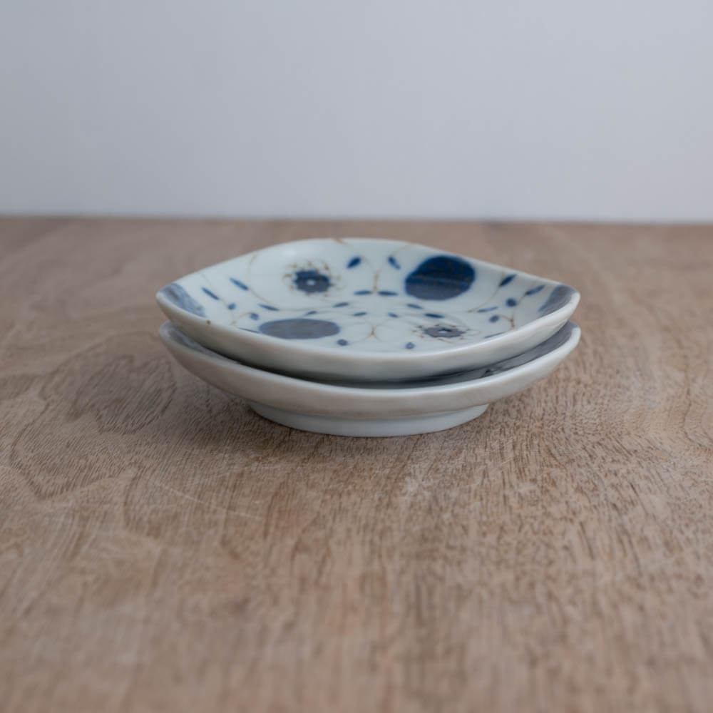 【WEB限定】藍更紗 三ツ山4寸皿 -器市-