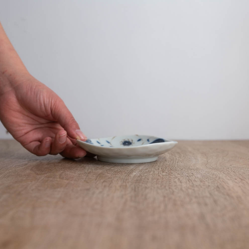 【WEB限定】藍更紗 三ツ山4寸皿 -器市-