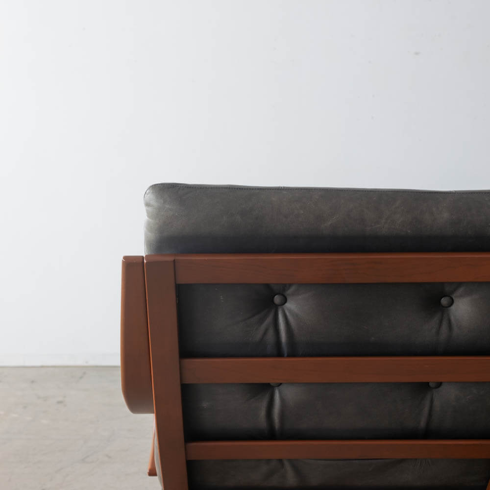 ［リユース品］Agioワイド 左肘ソファ＋右肘ソファ＋スツール×2 ブラックチェリー材 BC色 総本革エージングオイル OL80