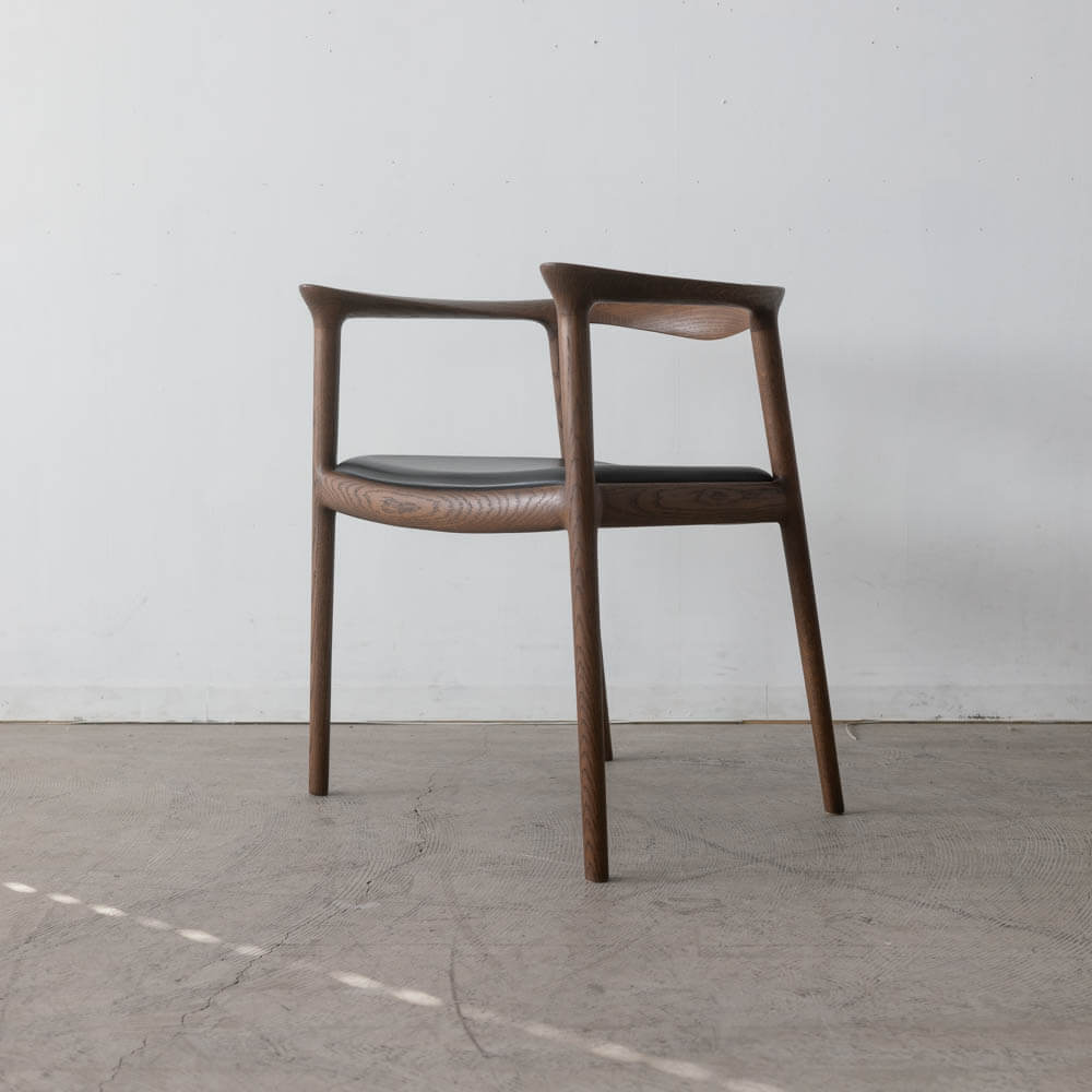 ［数量限定］BRIDGE ライトチェア（DB）座面：R2ブラック（革）