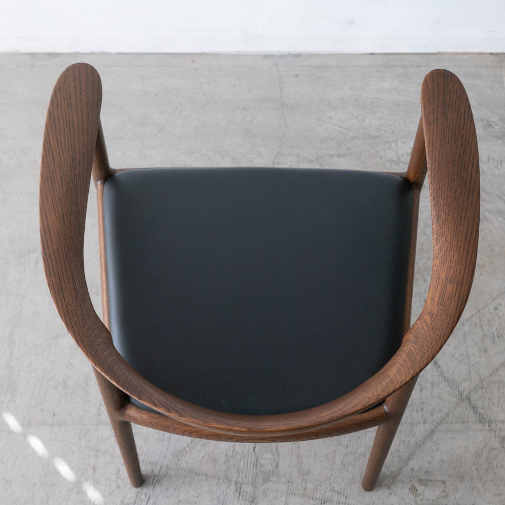 ［数量限定］BRIDGE ライトチェア（DB）座面：R2ブラック（革）