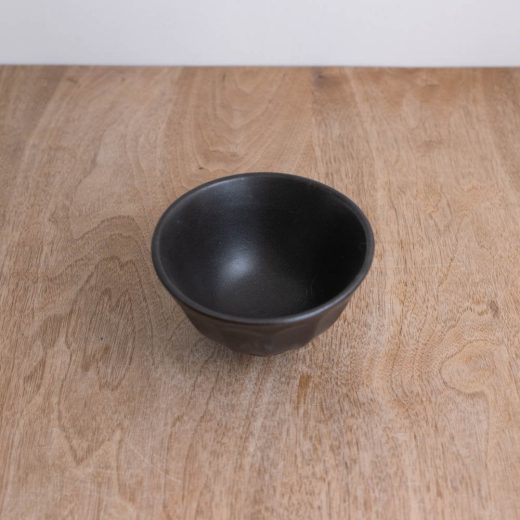 【WEB限定】しのぎ 深型茶碗 黒 -器市-