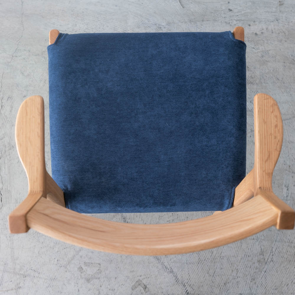 Primo 032 セミアームチェア OAK レッドオーク / ウレタン ST NA色