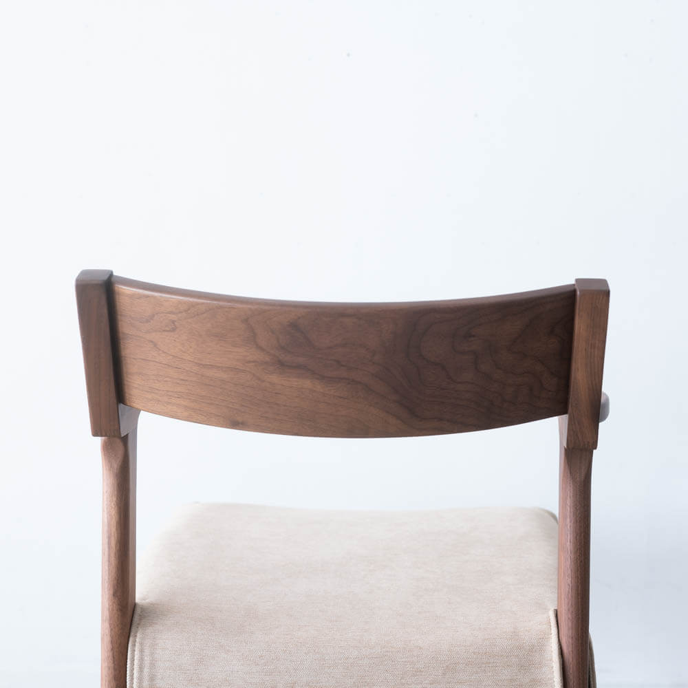 Primo 032 セミアームチェア WAL ウォールナット / ウレタン ST WN色