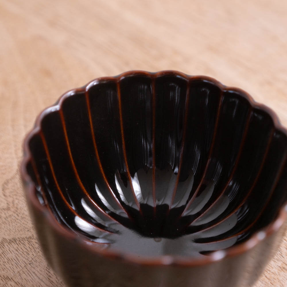 菊型豆鉢（アメ）-器市-