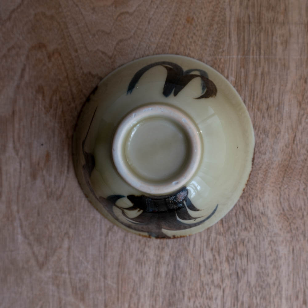 灰緑釉茶碗 ススキ