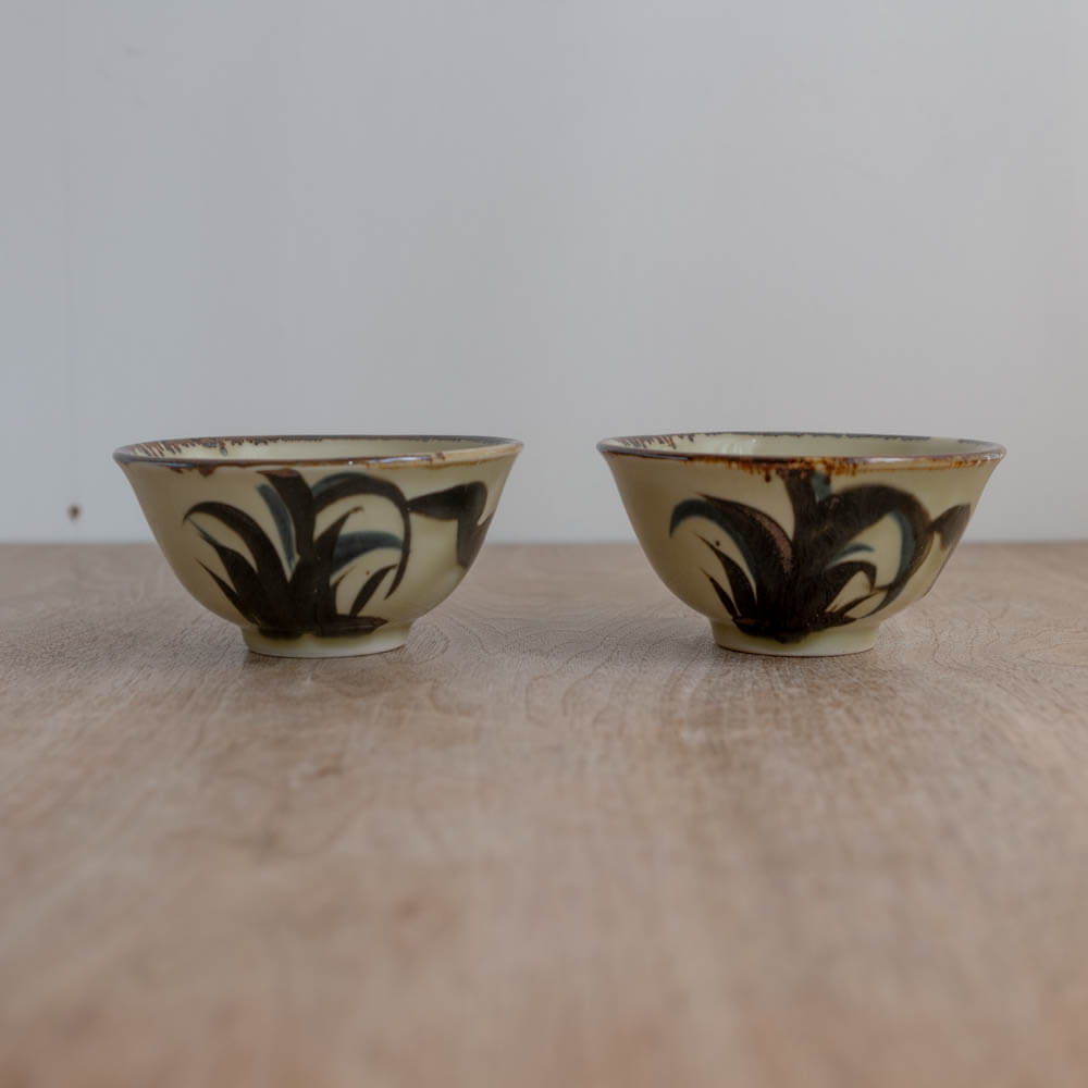 灰緑釉茶碗 ススキ