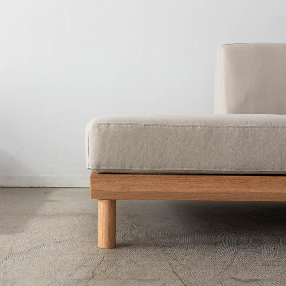 ［期間限定SALE］リトルコロン 1450カウチソファ（R）＋シェーズロング（L）レッドオーク/オイル 張地：ランク2 / 帆布6GY