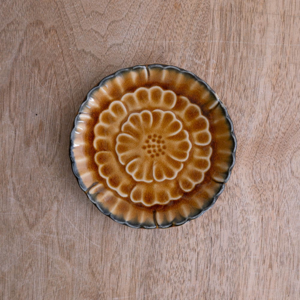 ぼたん銘々皿（ブラウン）-器市-