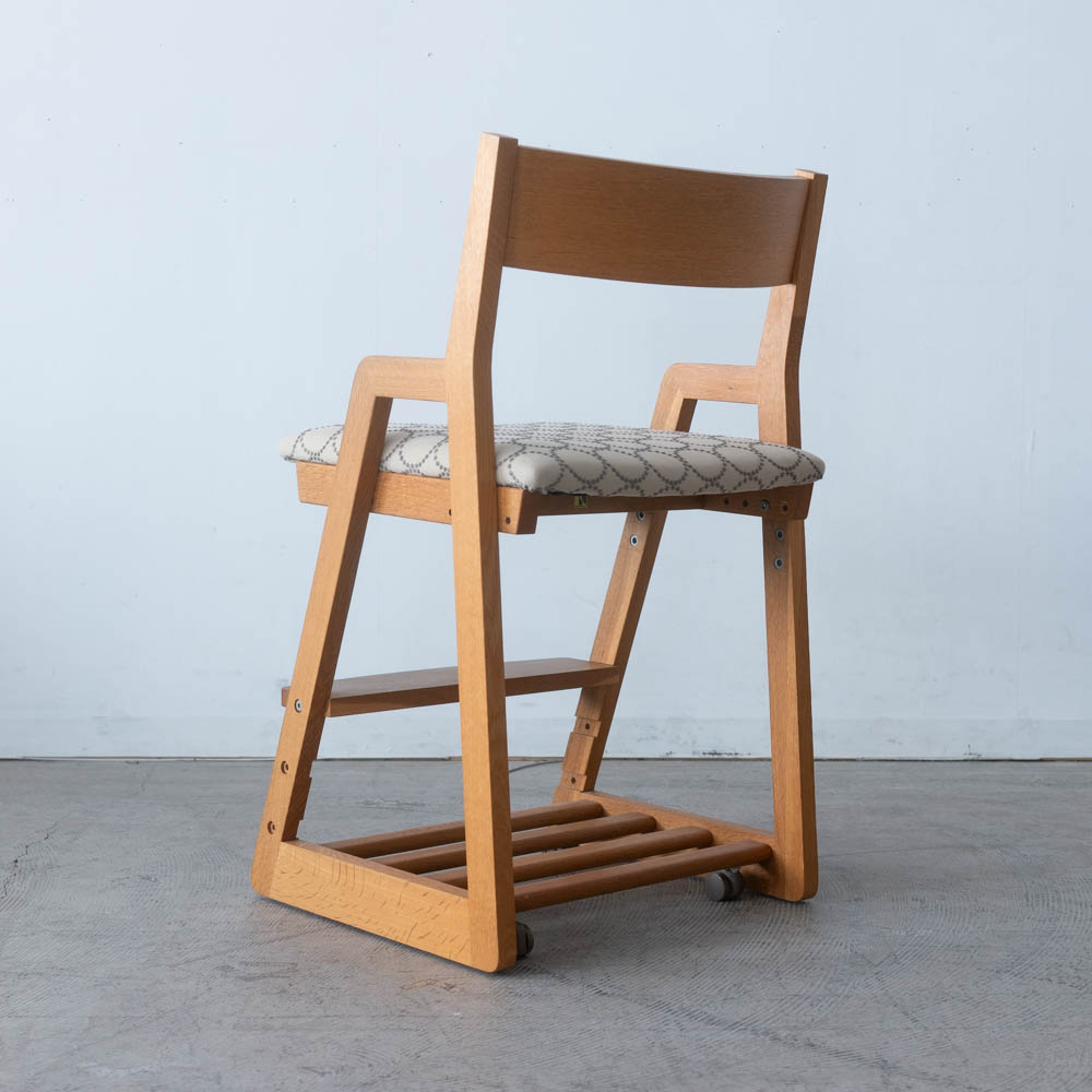 送料込［アップサイクル品］飛騨産業 学習チェア ホワイトオーク キャスター付 張地ミナペルホネン tambourine dop