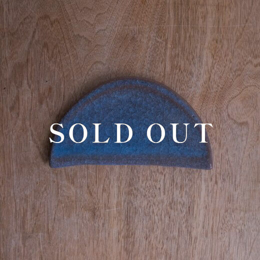 アウトレット食器（器市）の貫入青磁 半月銘々皿 売り切れ