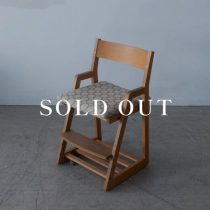 送料込［アップサイクル品］飛騨産業 学習チェア ホワイトオーク キャスター付 張地ミナペルホネン tambourine dop売り切れ