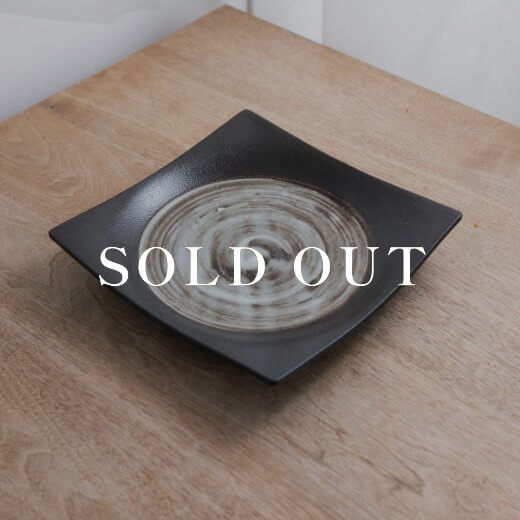 アウトレット食器（器市）の深山雪 手引き正角7.5皿 売り切れ