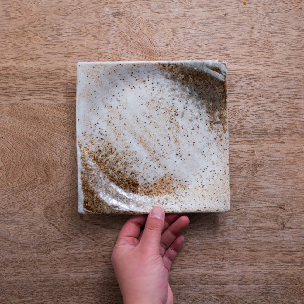 雪志野手引き 正角5.5皿 -器市-