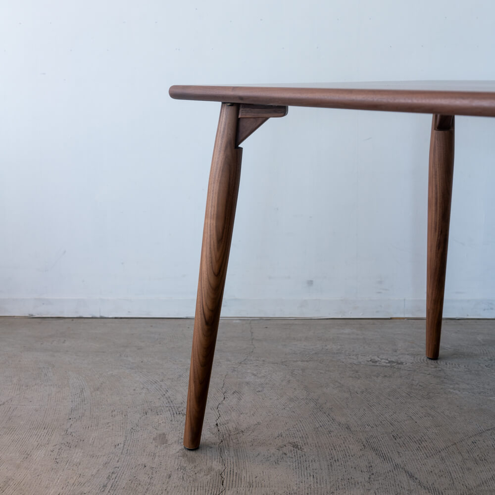 ［現品SALE］セレクト ダイニングテーブル BWN 150（27）ウォールナット材 / ウレタン 4本脚