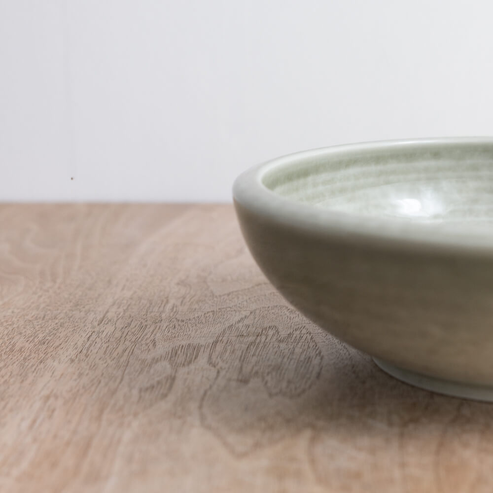 TOKUSA 織部吹き 括り手6.5鉢 -器市-