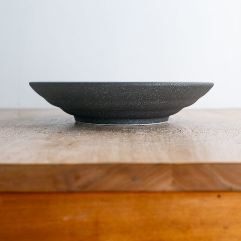 悠々黒鉄 9.5盛皿 -器市-