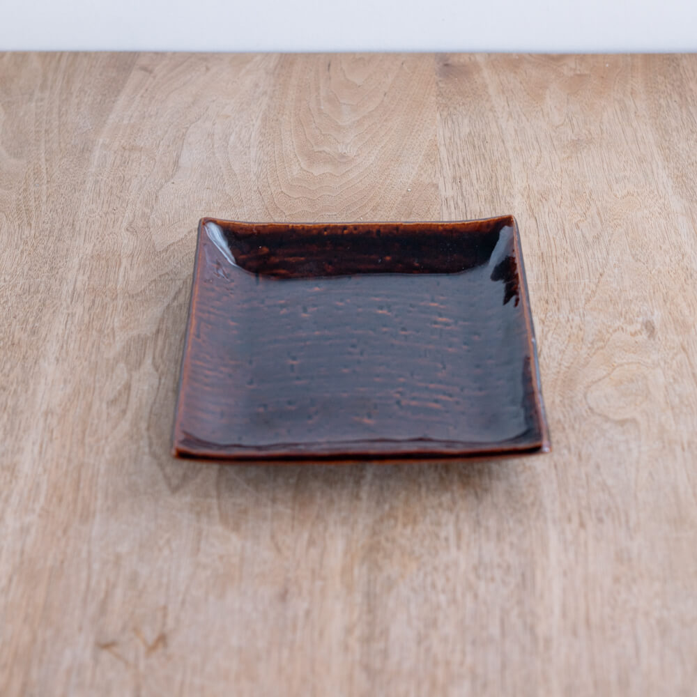 【WEB限定】17cm角皿 アメ -器市-