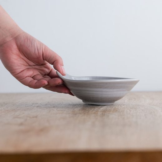 うず粉引グレー呑水 -器市-