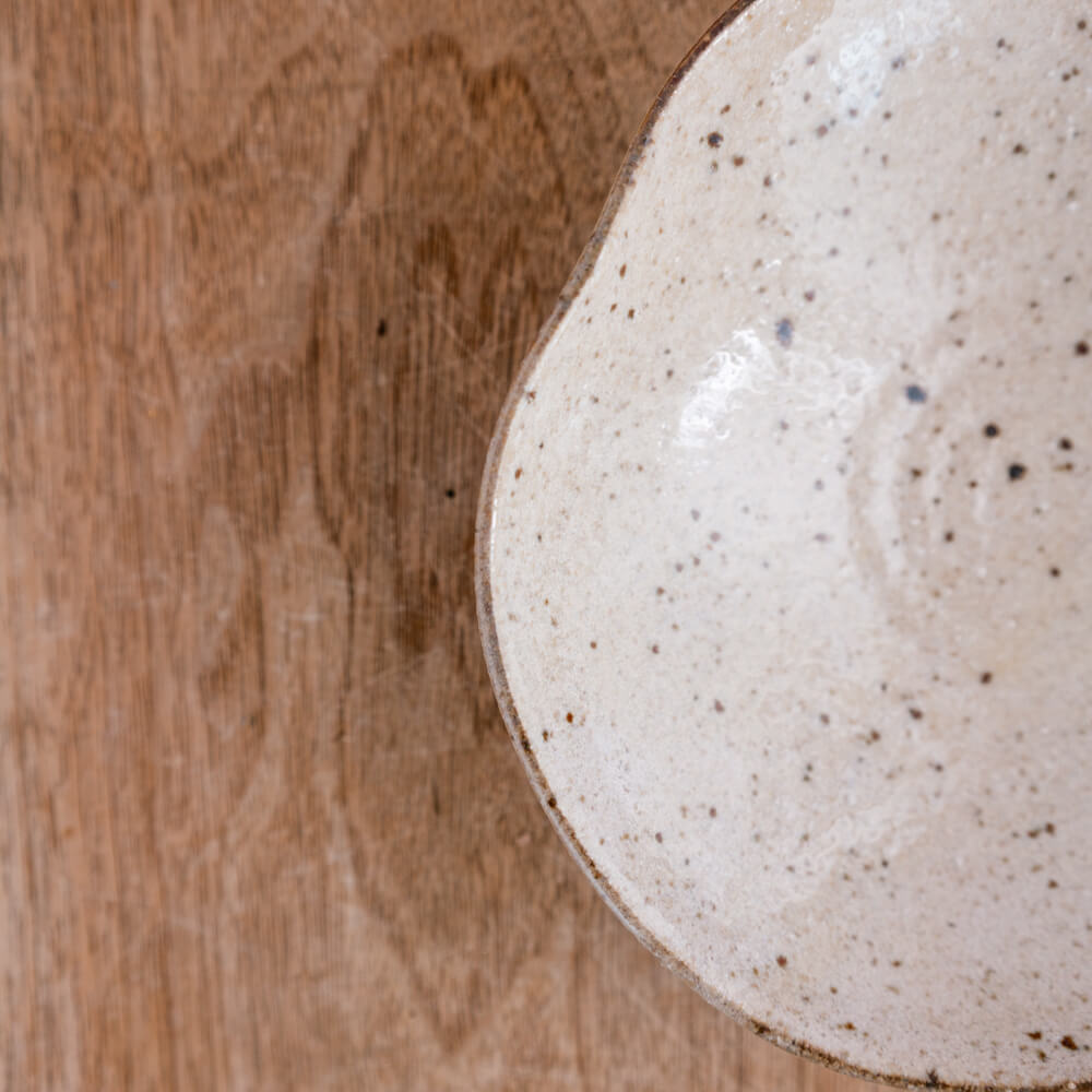 【WEB限定】渕サビうのふ 変形三角鉢 (中) -器市-