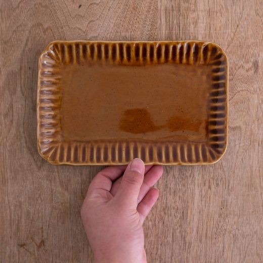 【WEB限定】MINO 削ぎ 角皿 アメ釉 -器市-