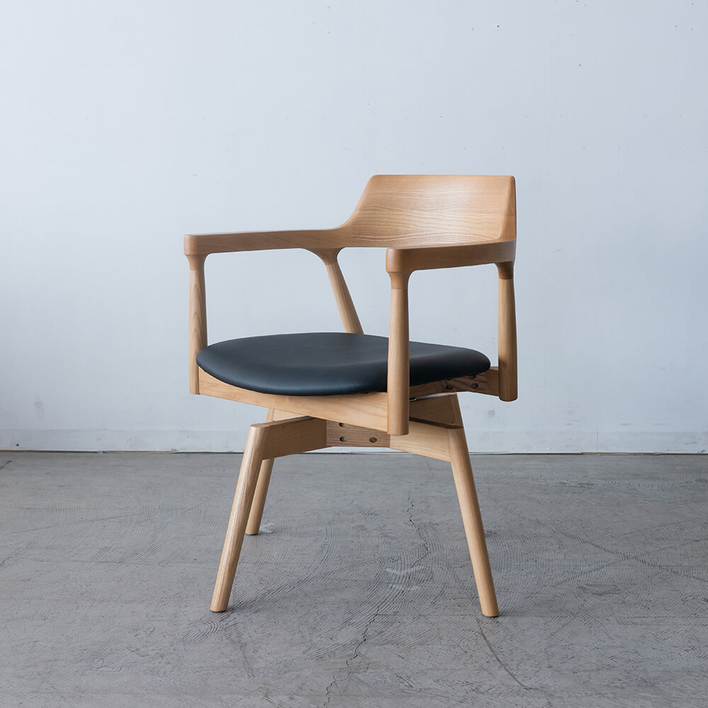 ［期間限定SALE］回転チェア カスケード アッシュ材NA / ウレタン