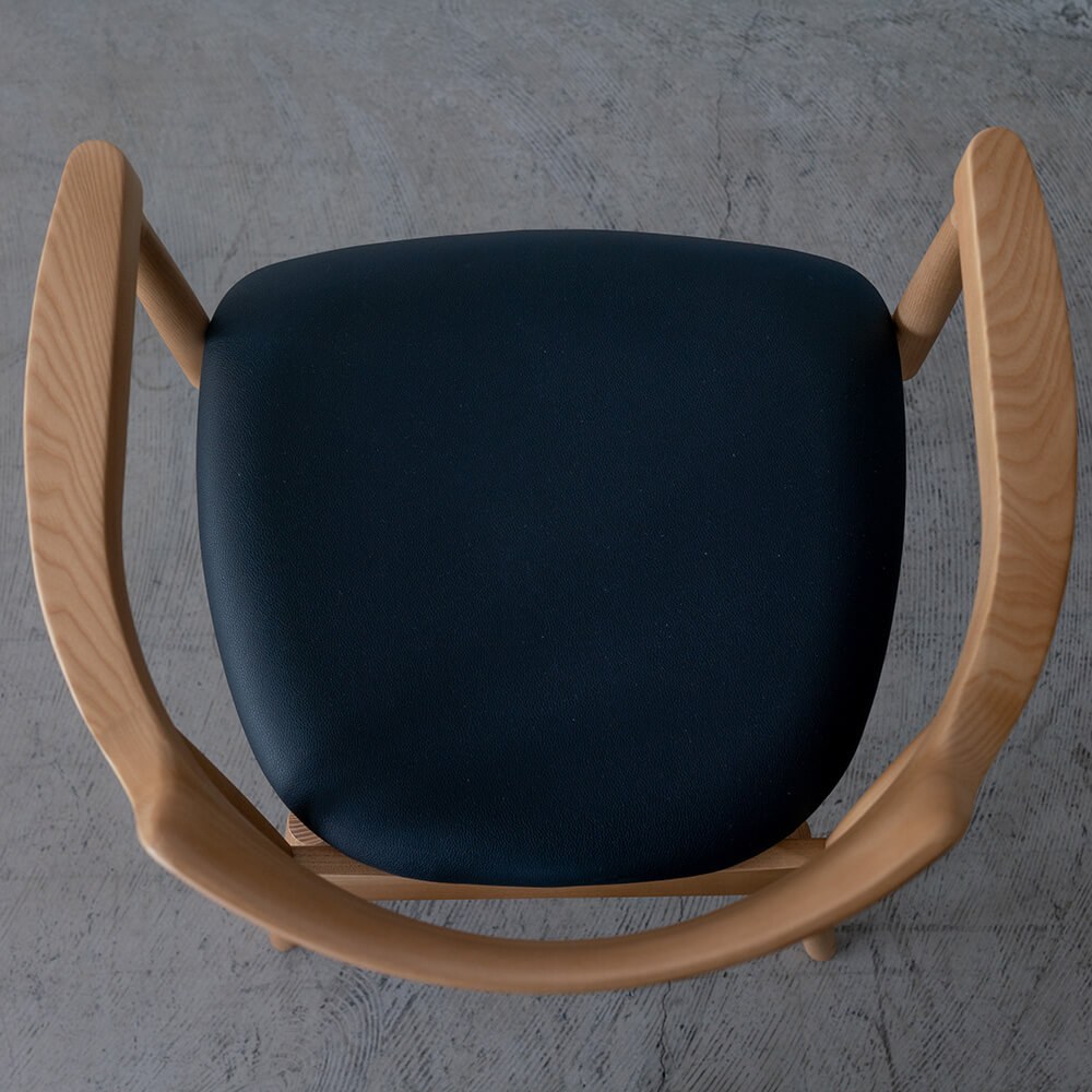 ［期間限定SALE］回転チェア カスケード アッシュ材NA / ウレタン