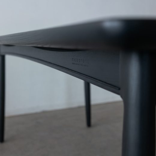 【現品SALE】MILE_STONE ダイニングテーブル 1600 BK