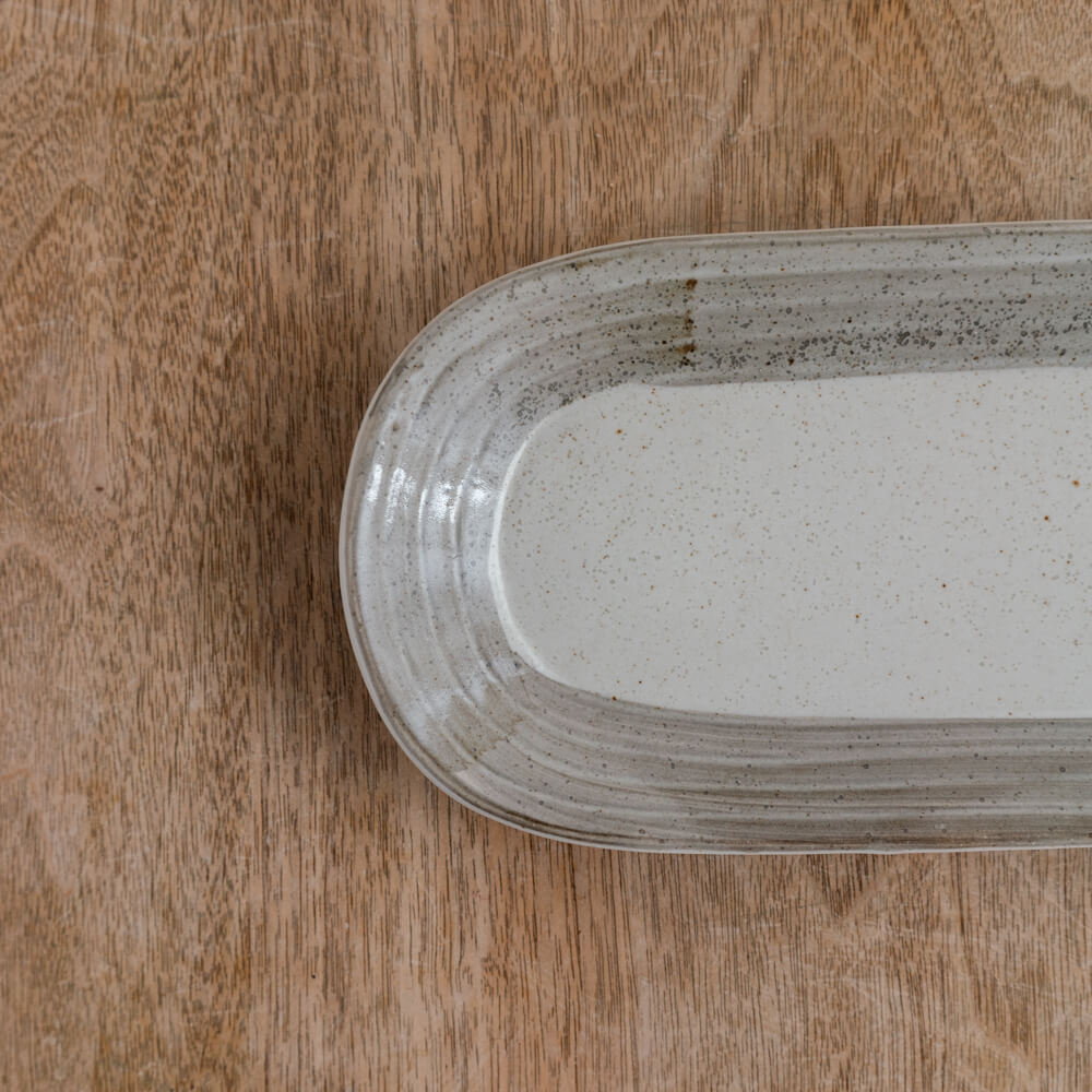 【WEB限定】三本線 楕円長皿 (茶色渕錆) -器市-