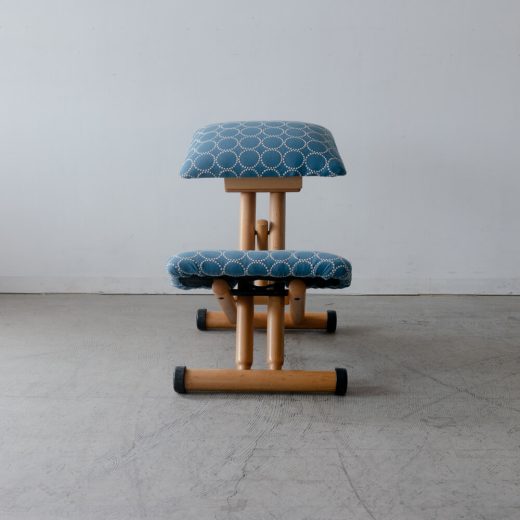 ［アップサイクル品］VARIER バランスチェア VARIABLE ミナペルホネン 北欧 学習椅子 tambourine ブルー
