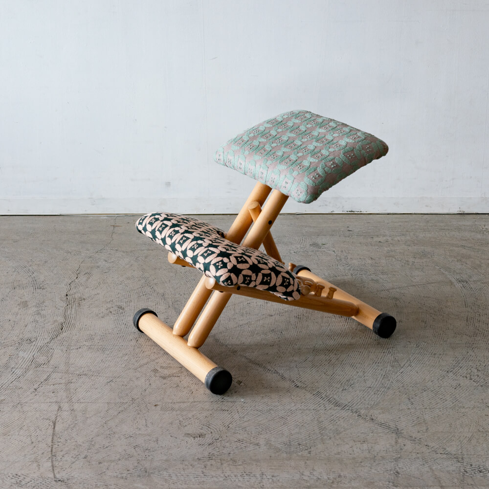 ［アップサイクル品］VARIER バランスチェア VARIABLE ミナペルホネン 北欧 学習椅子