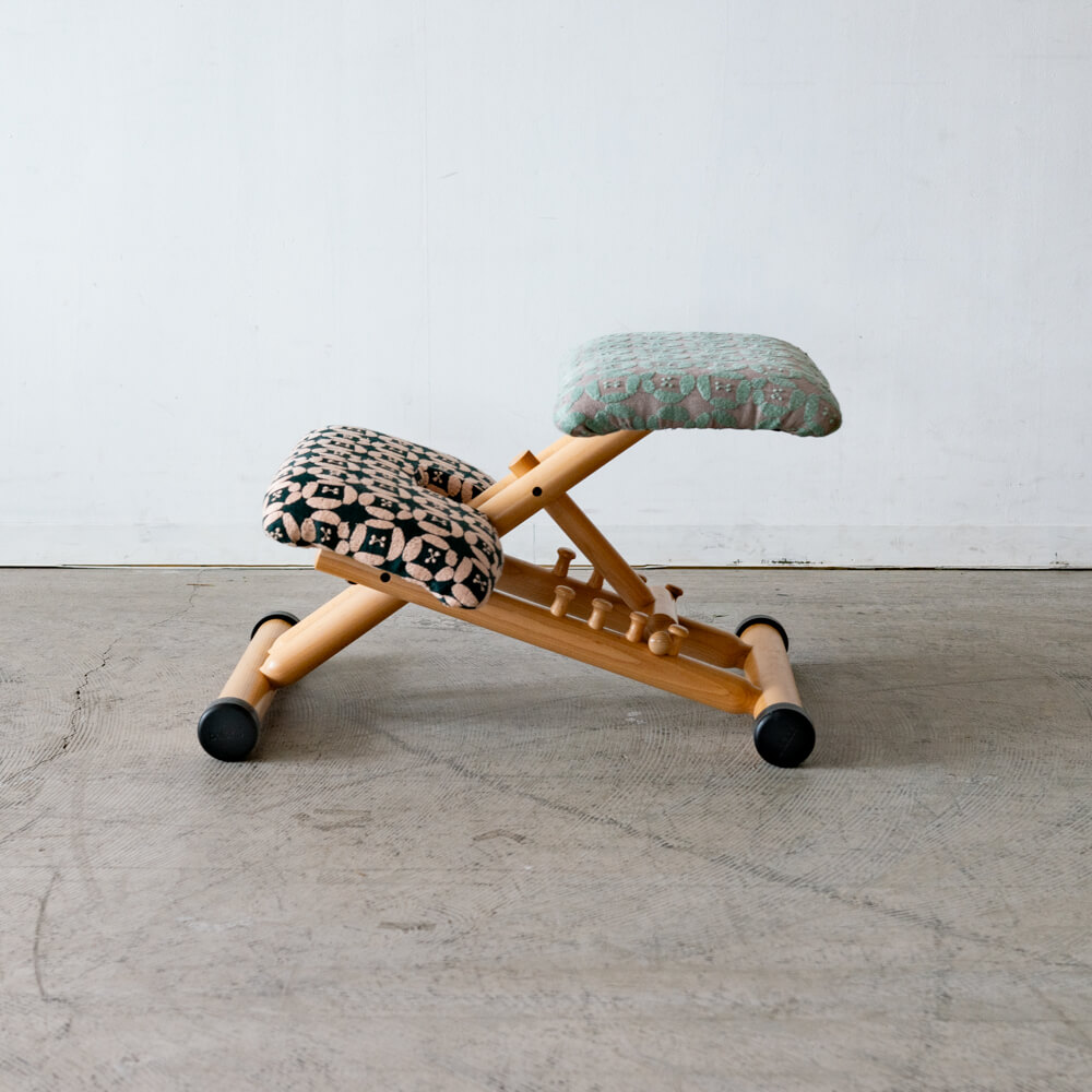 ［アップサイクル品］VARIER バランスチェア VARIABLE ミナペルホネン 北欧 学習椅子