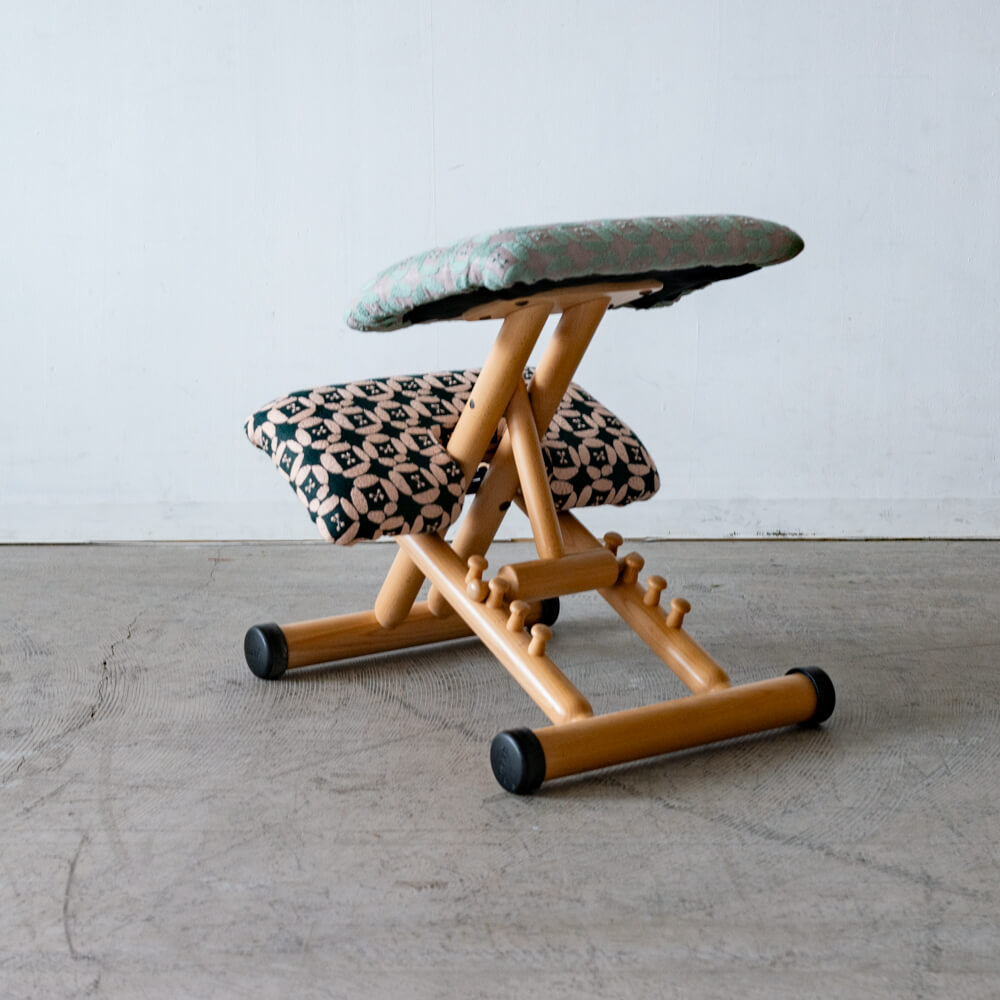 ［アップサイクル品］VARIER バランスチェア VARIABLE ミナペルホネン 北欧 学習椅子