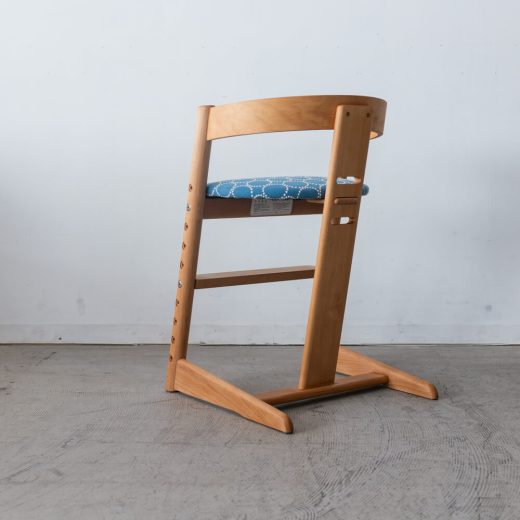 ［アップサイクル品］木馬舎 キッズチェア 国産ブナ材 ミナ ペルホネン tambourine ブルー